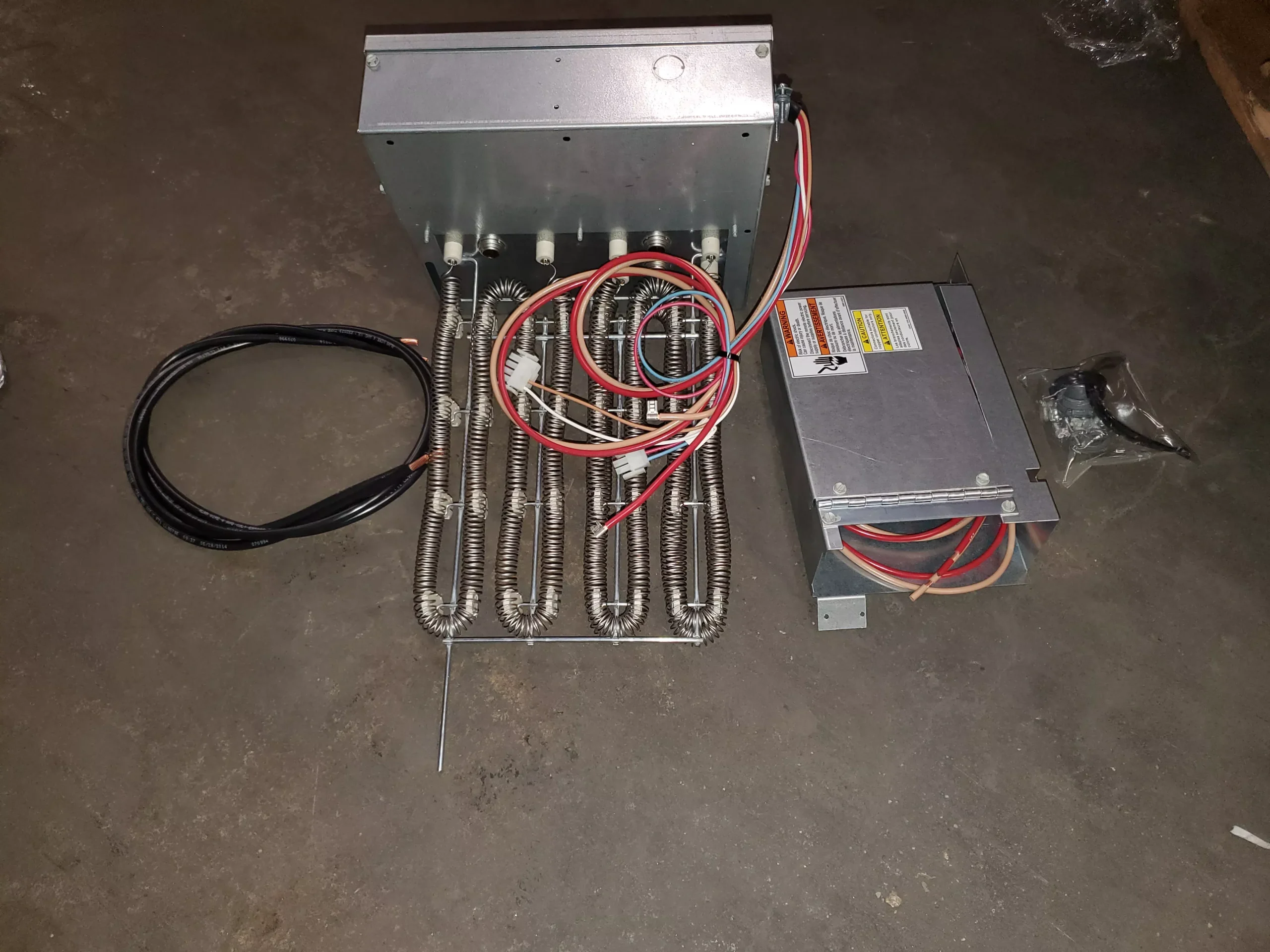 10 kW Electric Heat Kit, 208-240/60/1 w/Fuses and Fuse Box