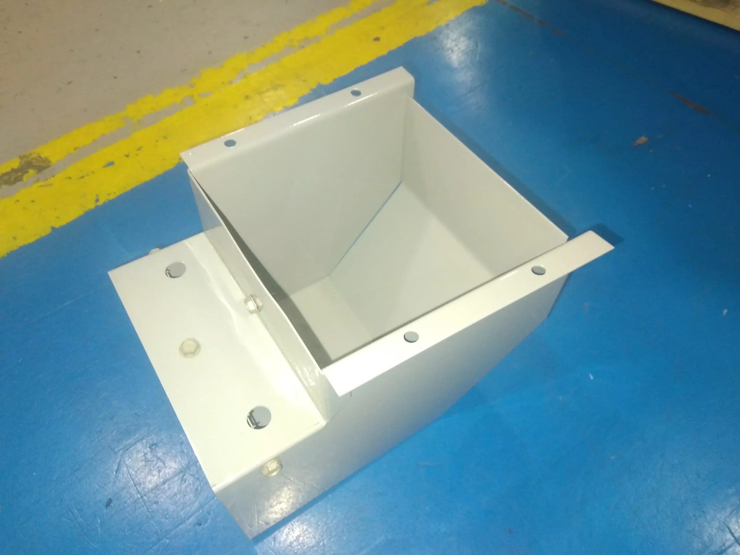 5.5" X 5.5" 90 DEGREE ANGLE VENT