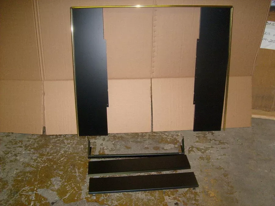 BLACK FIREPLACE SURROUND FOR VANGUARD MODELS VMH, CMH AND RF VENT FREE