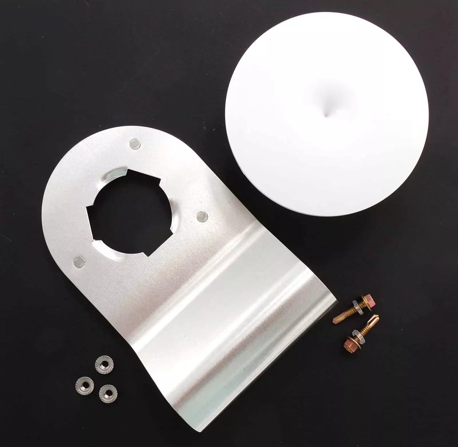 Blower Bracket With Deflector (Round)