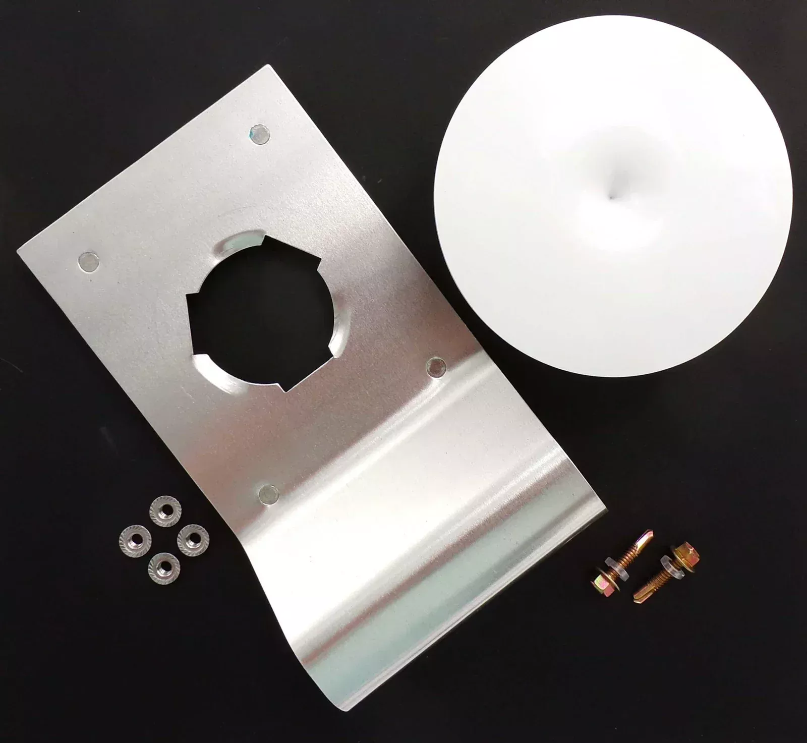 Blower Bracket With Deflector (Square)