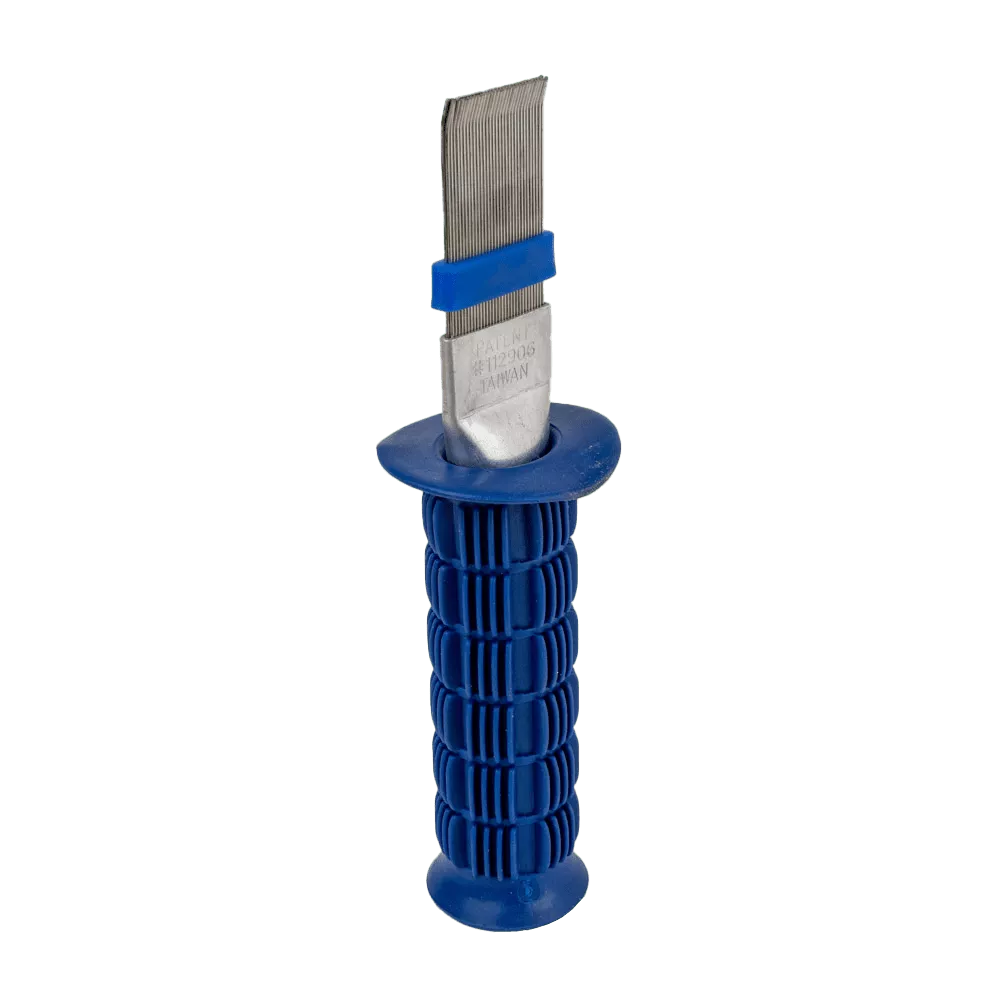 MA-Line MA-MFC2 Metal Fin Comb with Rubber Handle