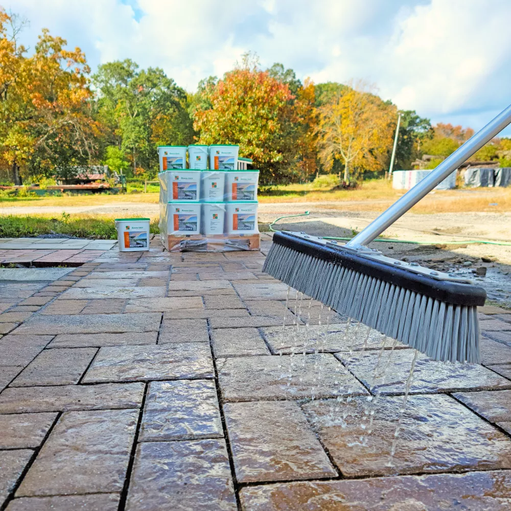 XtremeEasy Jointing Compound + HydroBroom - Sauders Hardscape Supply